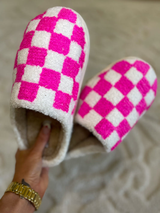 Check Me Out Slippers 💕♟️