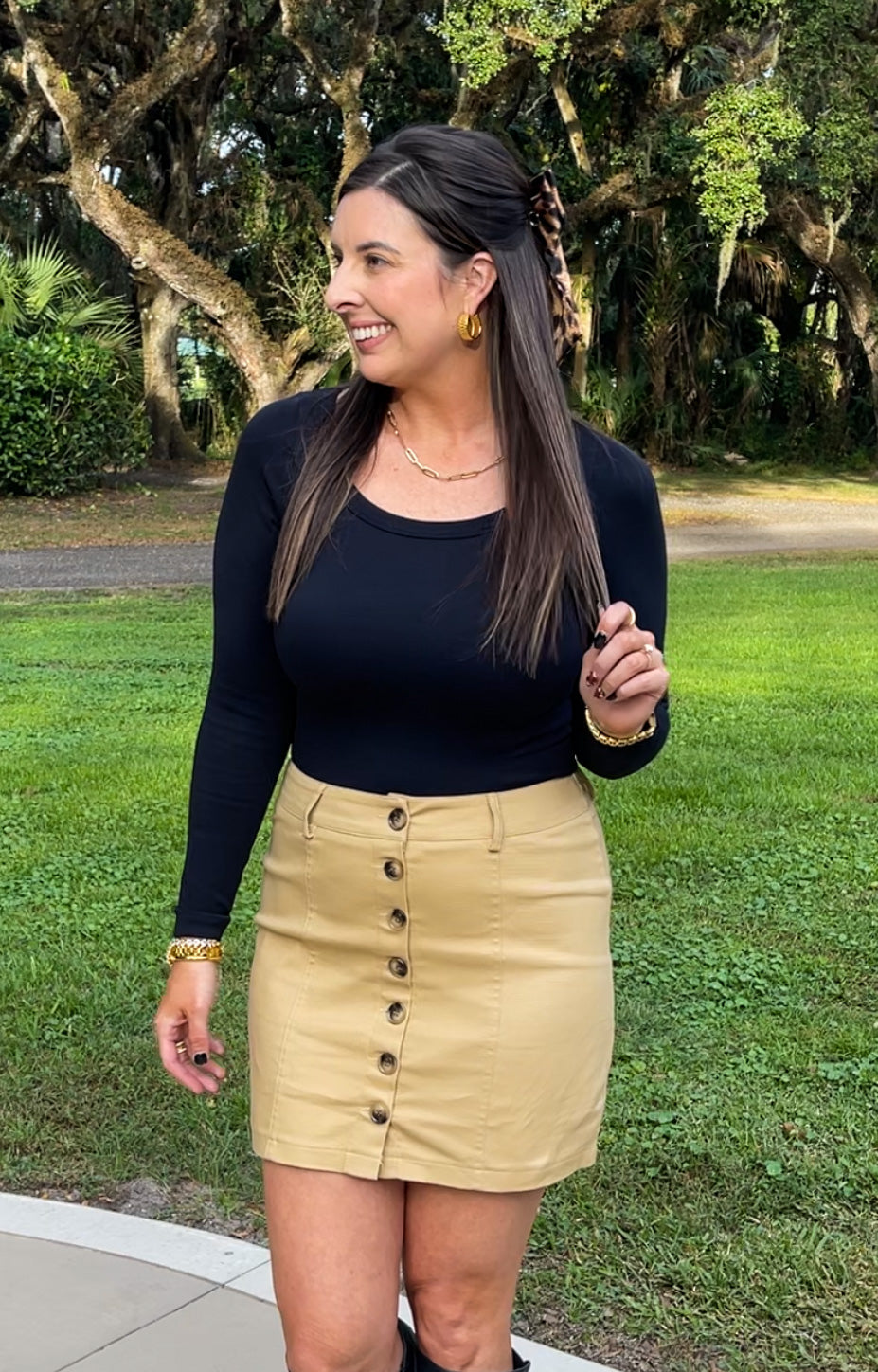 Buttoned Up Beauty