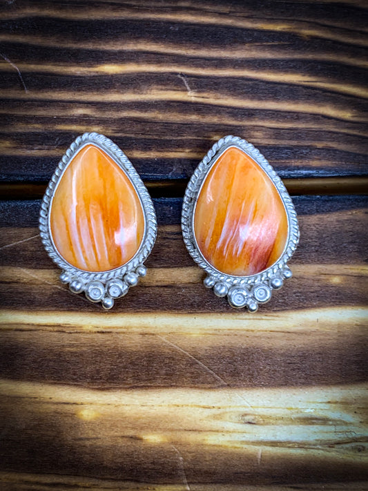 Teardrop Spiny Oyster Earrings