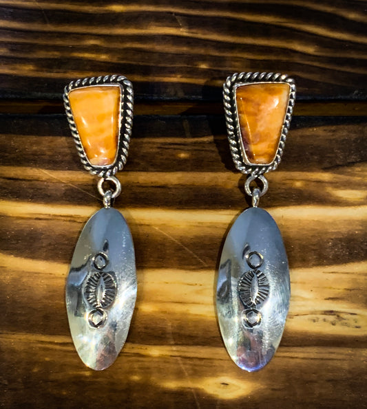 Spiny Oyster Aztec Dangle Earrings